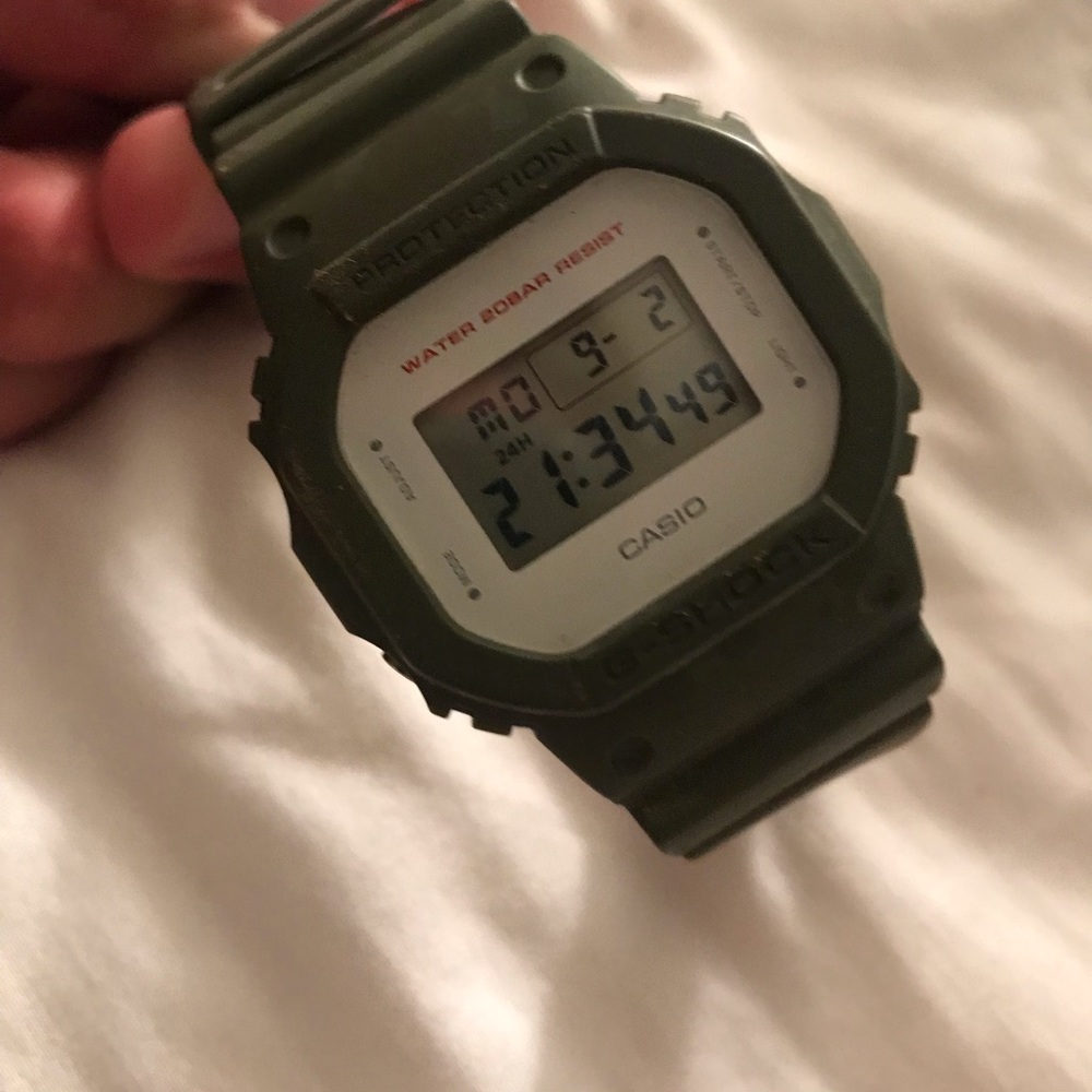 G Shock 3229 sport watch/ military